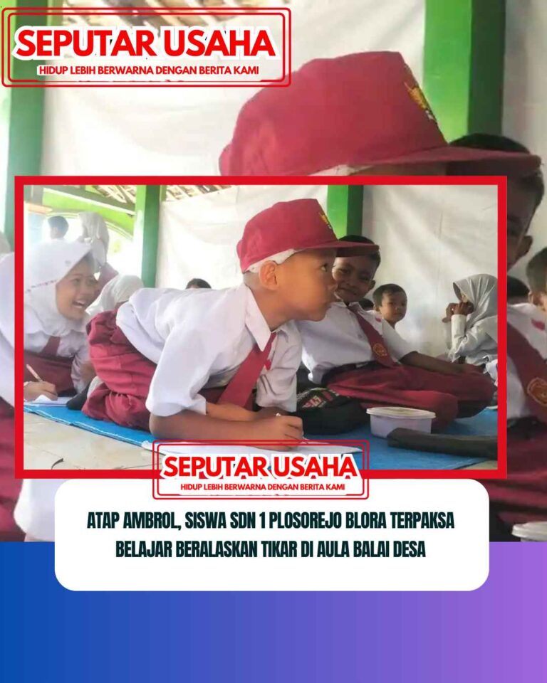 Atap Ambrol, Siswa SDN 1 Plosorejo Blora Terpaksa Belajar Beralaskan Tikar di Aula Balai Desa